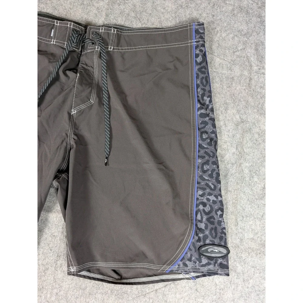 Quiksilver Highline SurfSilk Board Shorts Grey Leopard Print Swim Trunks Mens
